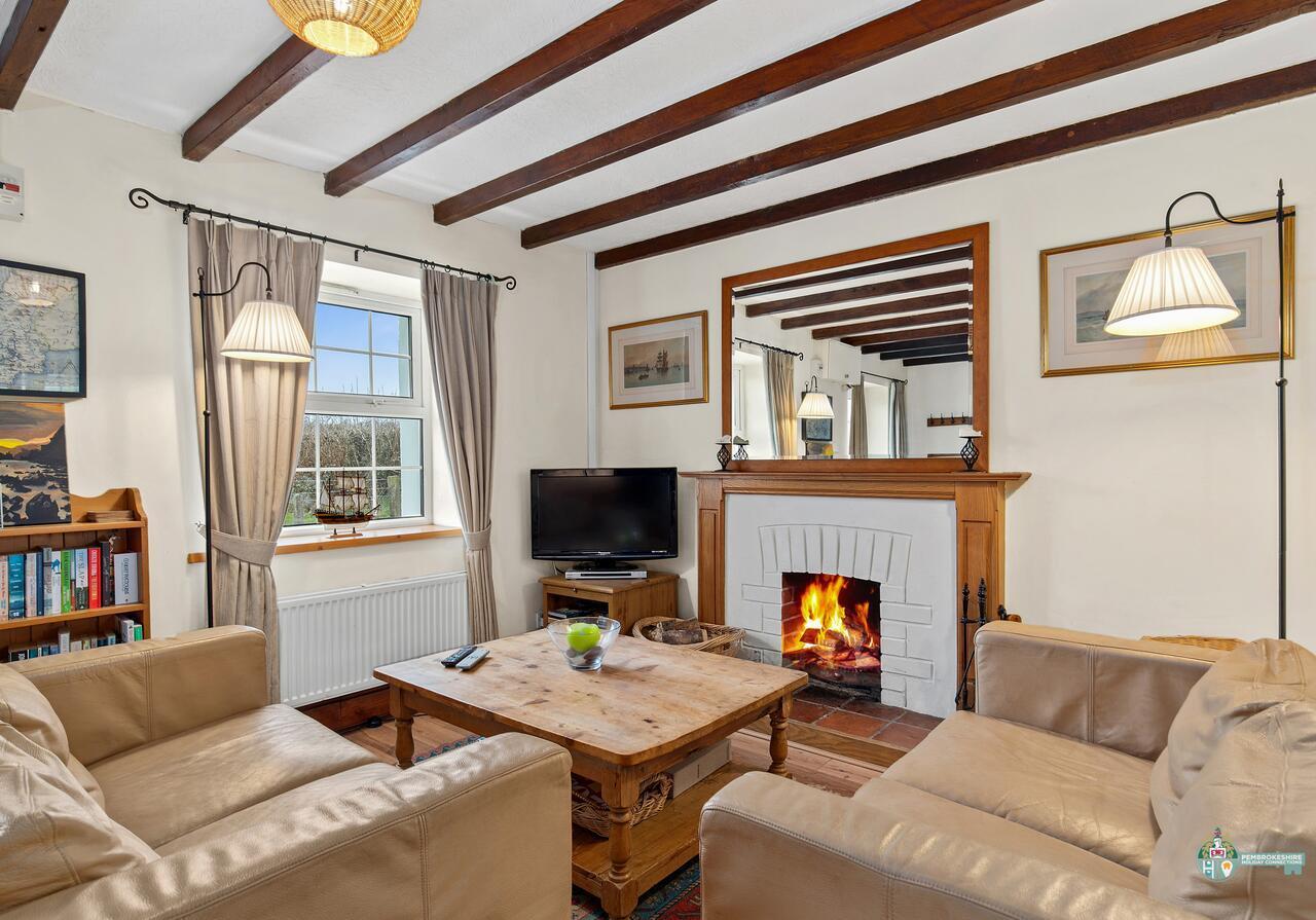 Lambston Cottage - A Pembrokeshire Home Away From Home Pelcomb Exterior photo